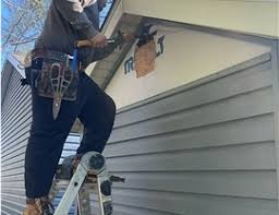 Best Insulated Siding Installation  in Newton Falls, OH